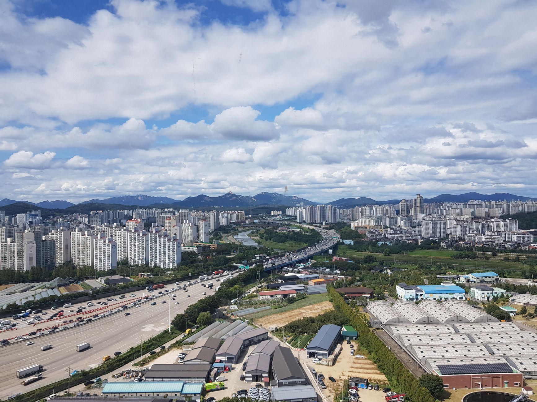 수원 수원성 중흥S-클래스 열차단필름 아파트썬팅 선택 가이드